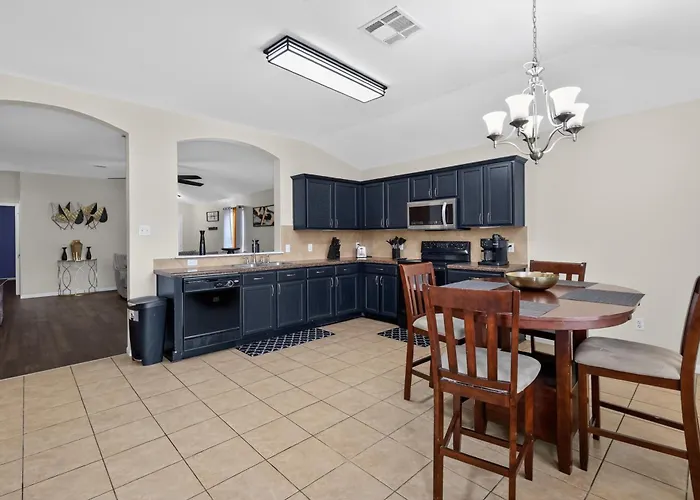 New! Spacious 3br Retreat Near Hood - Holiday home Killeen
